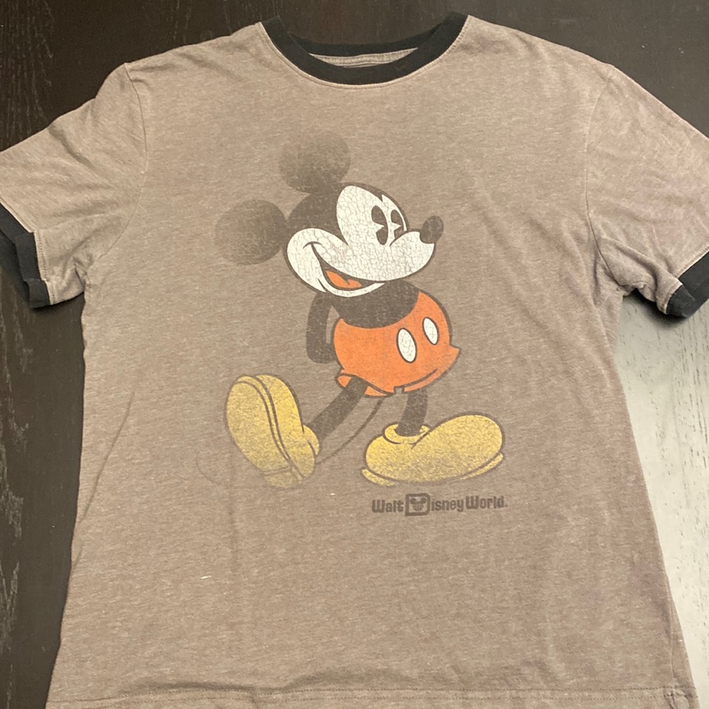Authentic Disney World Mickey Mouse tee